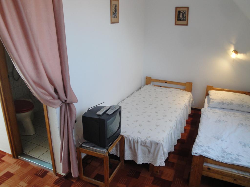 Guest House Ringhofer Vendeghaz Sopron Phòng bức ảnh